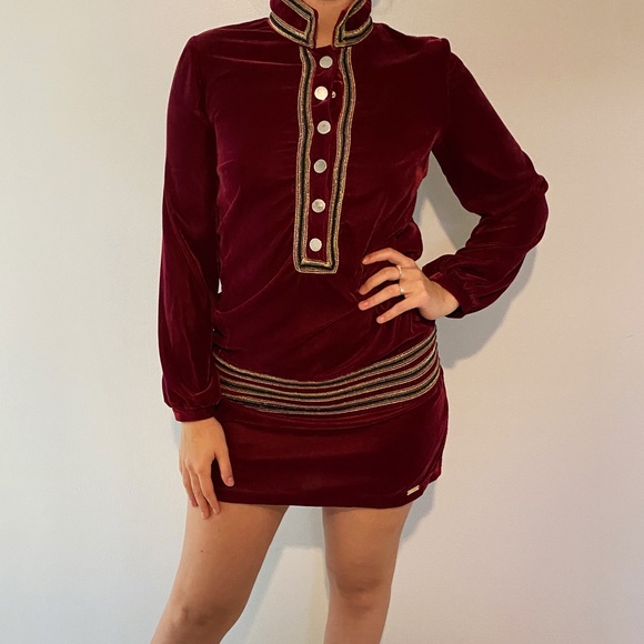 Babylon Velvet Cocktail Dress - Picture 3 of 5